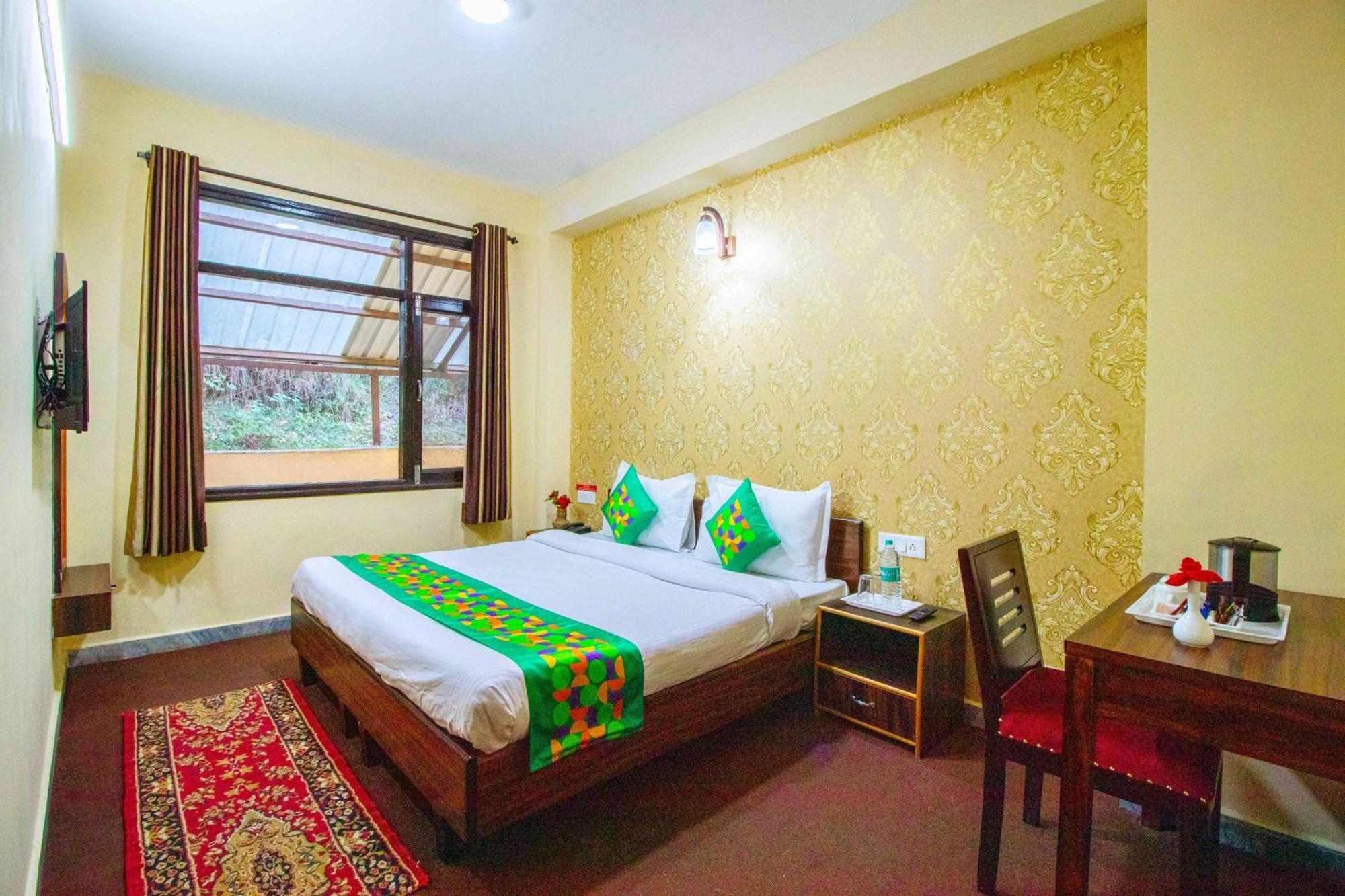 Treebo Shimla Ayurvedic Retreat Kufri Hotel Buitenkant foto